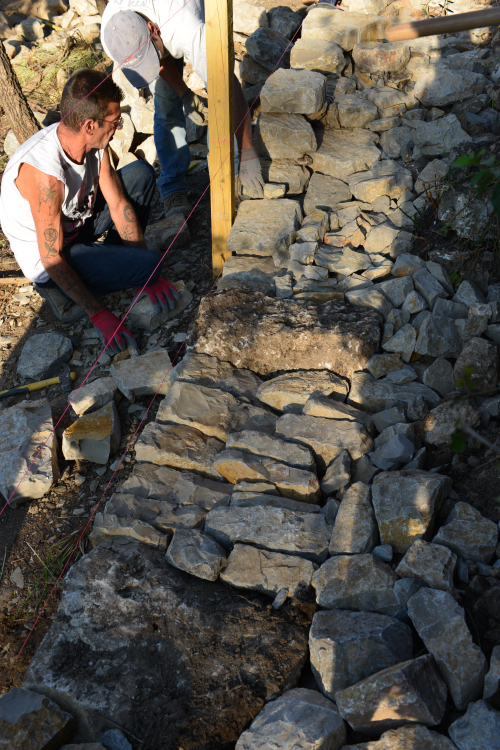 mur en pierres sèches