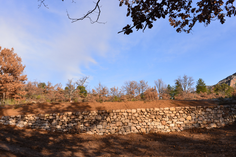 Mur en pierres seches